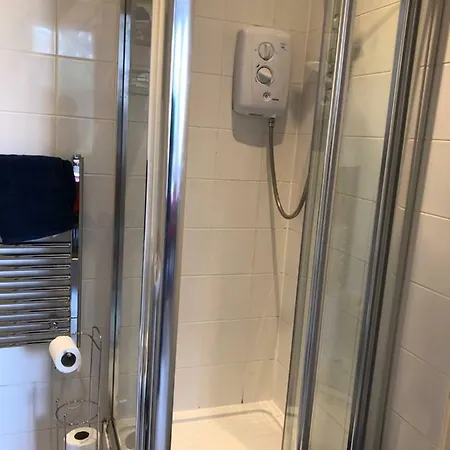 Apartment Huge Studio Flat In Berkeley Square *
